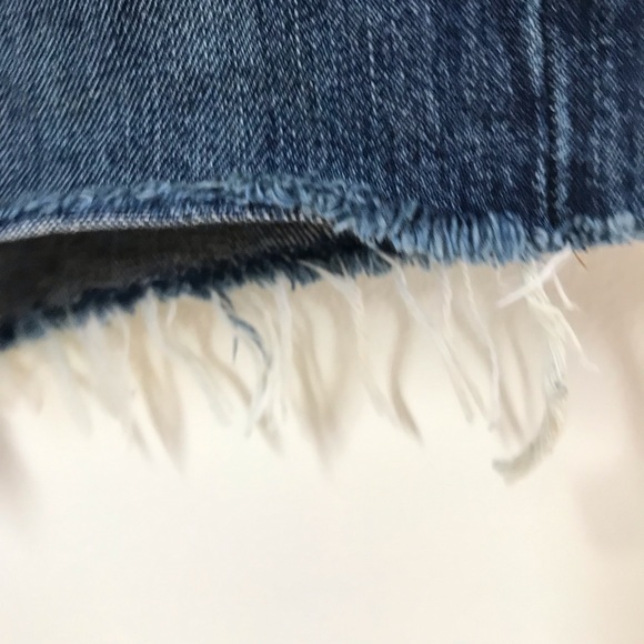 NWOT Levi’s 501 Sz 28 Jean short cut off Daisy Dukes dark wash Levis raw hem - Picture 4 of 8